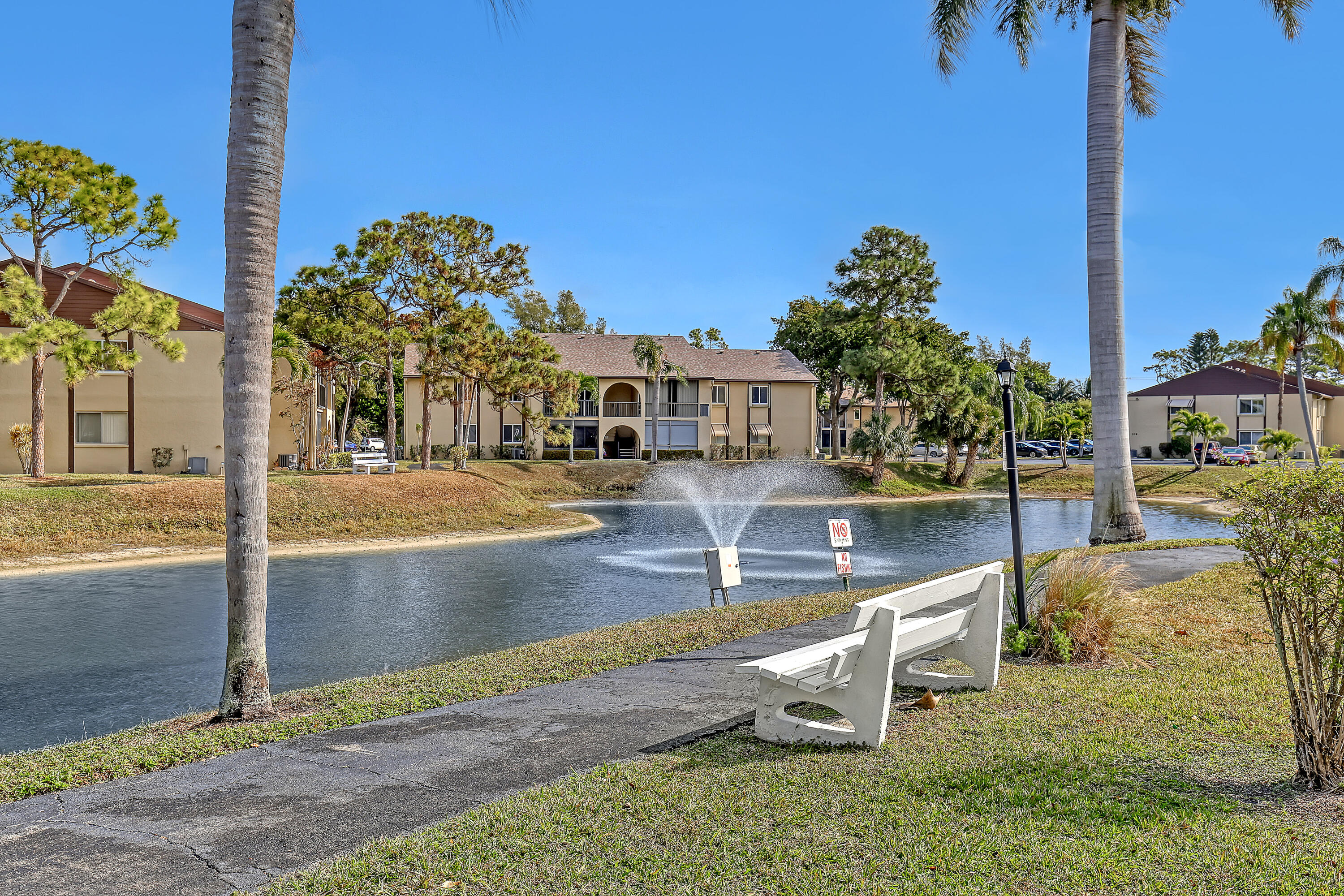 339 Pine Ridge Circle, Unit D1 Greenacres, FL 33463 - Photo 45 of 56 Pine Ridge lll (10)