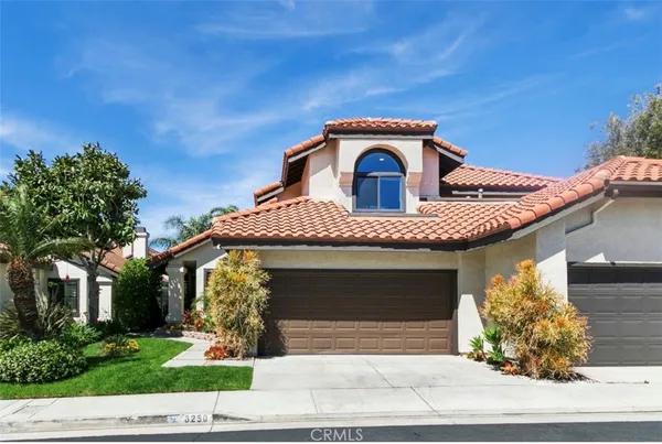 $985,000 | 6250 East Quartz Lane, Anaheim Hills, CA 92807