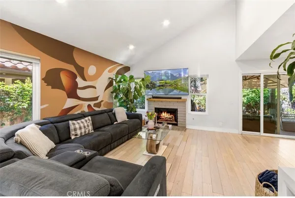 $985,000 | 6250 East Quartz Lane, Anaheim Hills, CA 92807