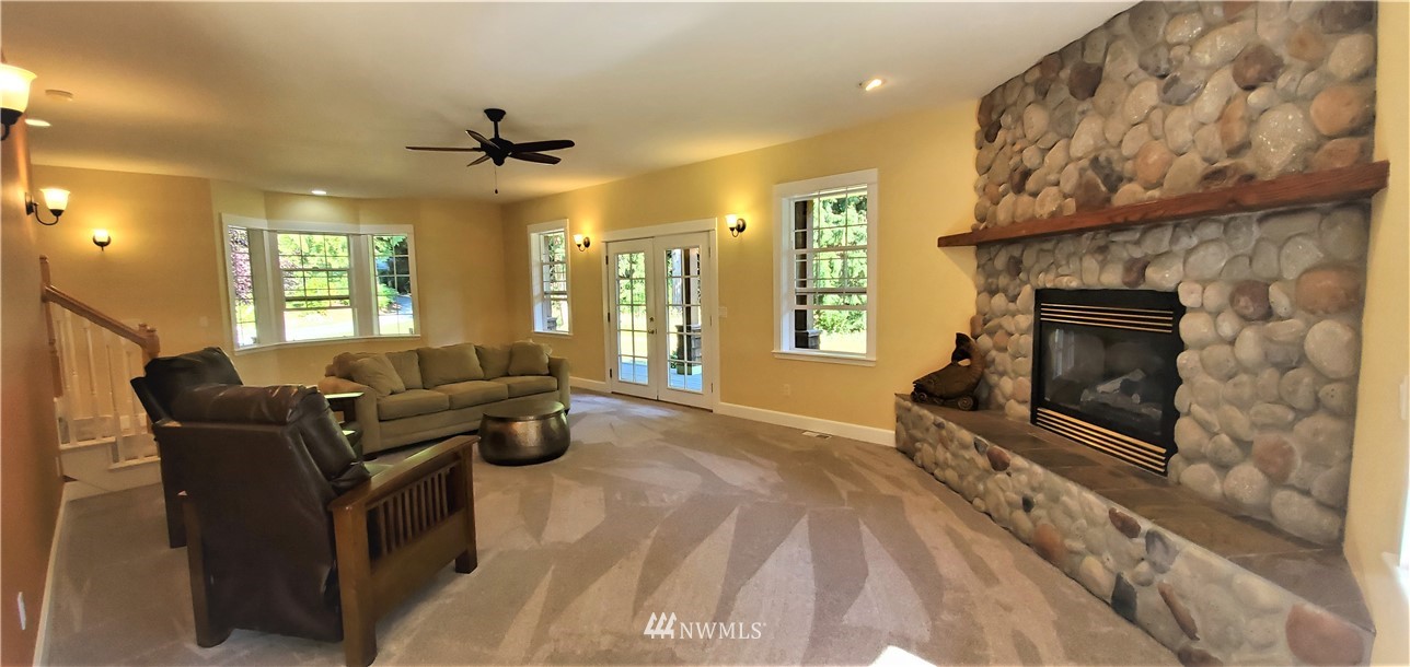 5216 Mapleglen Road Langley, WA 98260 - Photo 4 of 21