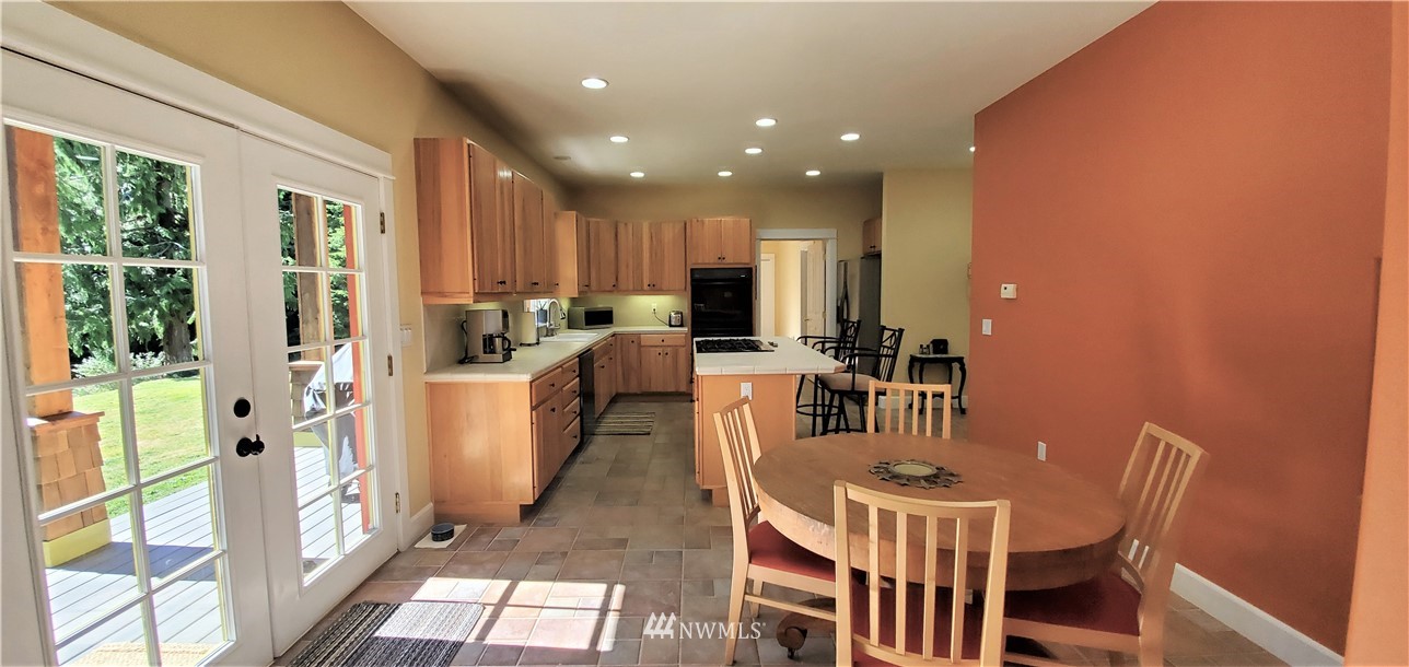 5216 Mapleglen Road Langley, WA 98260 - Photo 5 of 21