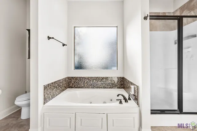 $379,000 | 8127 Valencia Court, Baton Rouge, LA 70820