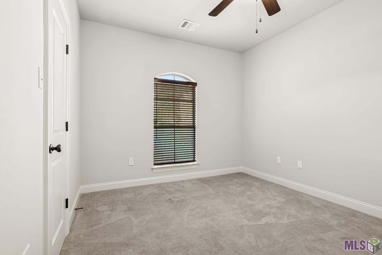 8127 Valencia Court Baton Rouge, LA 70820 - Photo 15 of 21