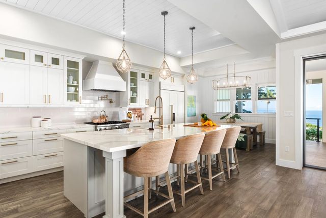 $3,400,000 | 77-156 Kalaniuka Street, Holualoa, HI 96725