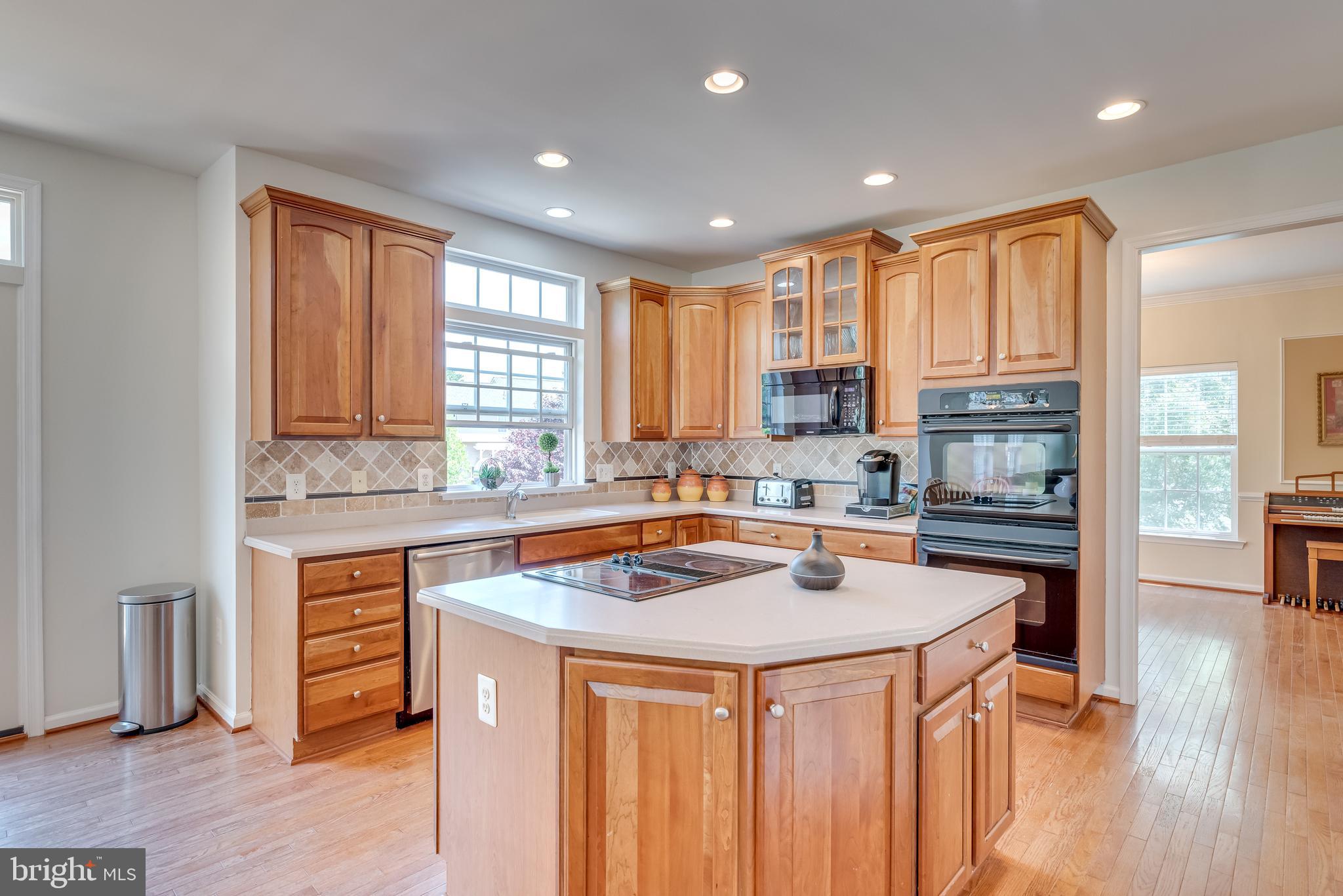 24 Butcher Court Shepherdstown, WV 25443 - Photo 6 of 83