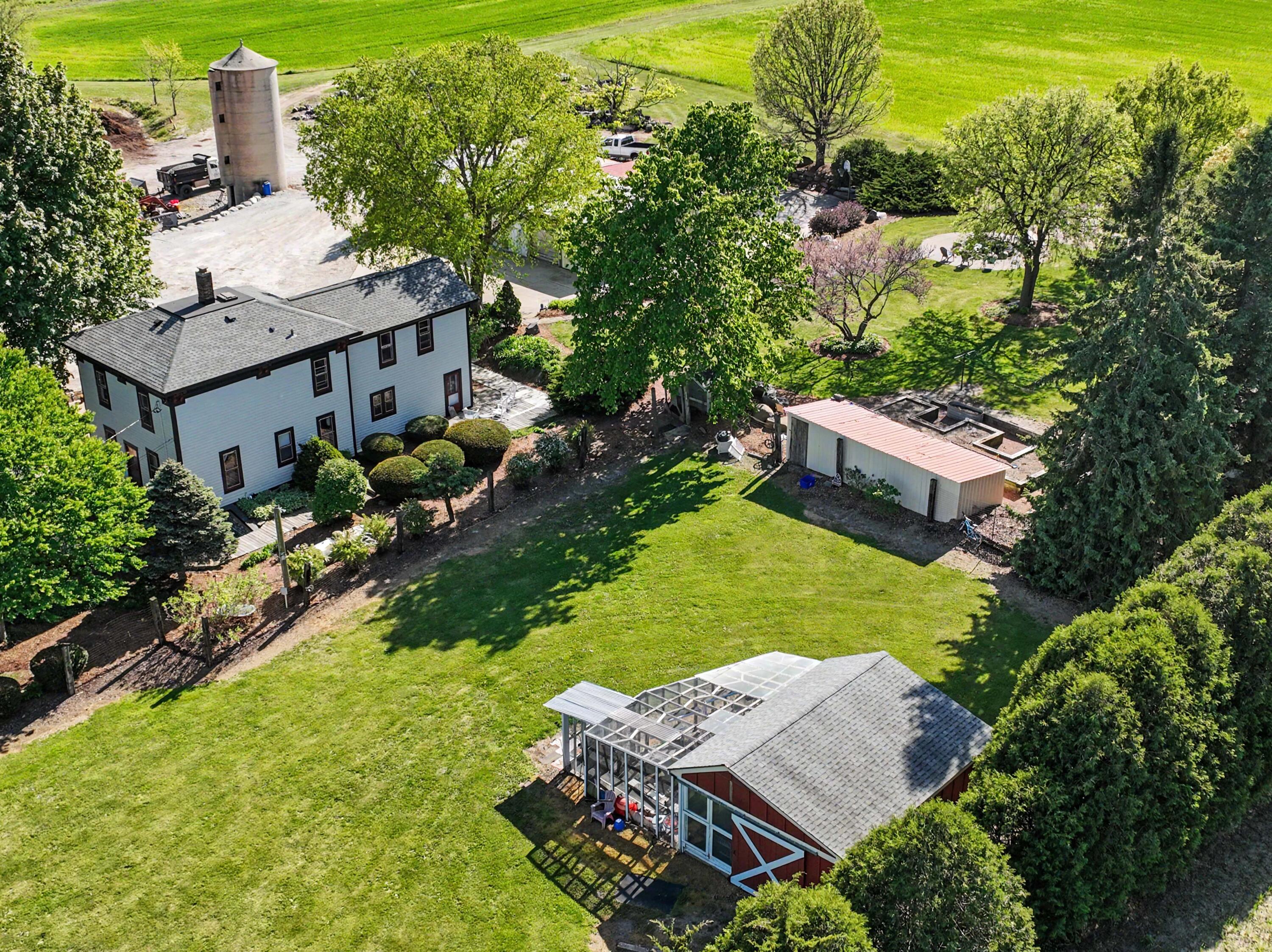 7734 Marsh Road Waterford, WI 53185 - Photo 6 of 71 DJI_0272