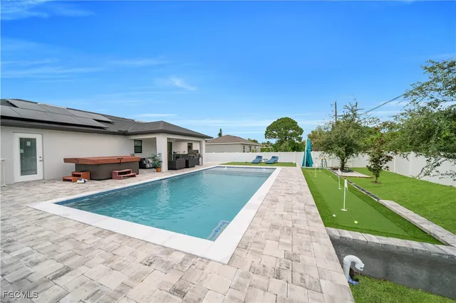 $3,100 | 1915 Northeast 20th Avenue, Cape Coral, FL 33909