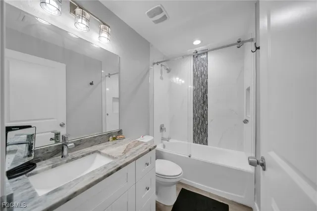 $3,100 | 1915 Northeast 20th Avenue, Cape Coral, FL 33909