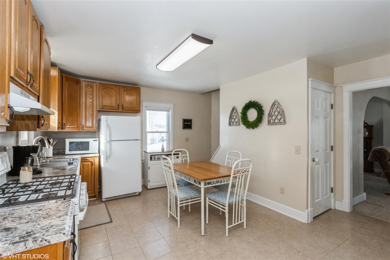 290 West First Street Riverside, IA 52327 - Photo 6 of 19 Gallery Image 6