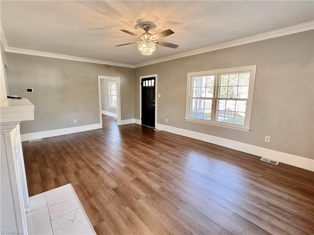 531 Elk Spur Street Elkin, NC 28621 - Photo 5 of 20