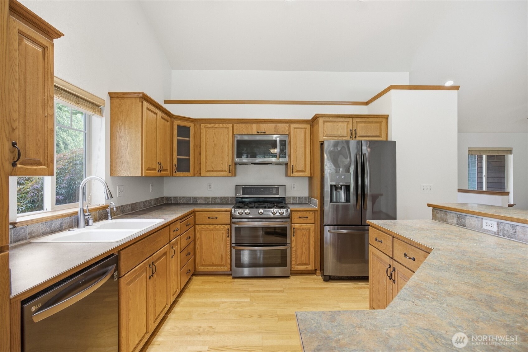 42885 Rivers Edge Court Concrete, WA 98237 - Photo 10 of 40 Gallery Image 10