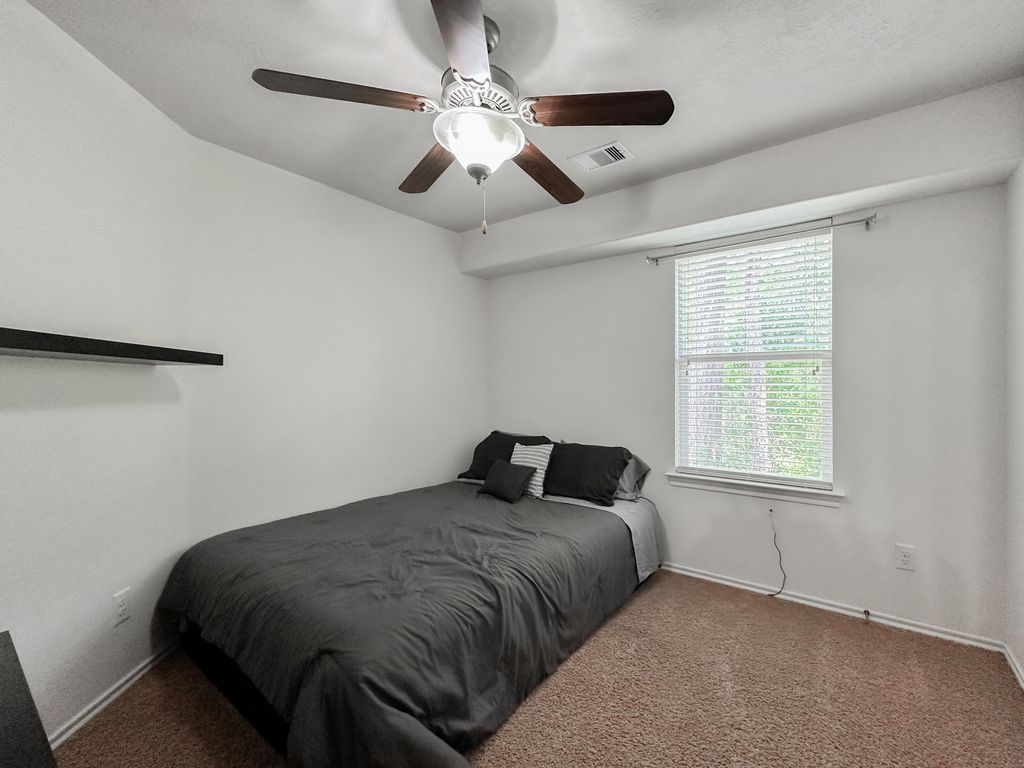 3 Fairlee Court Magnolia, TX 77354 - Photo 13 of 29