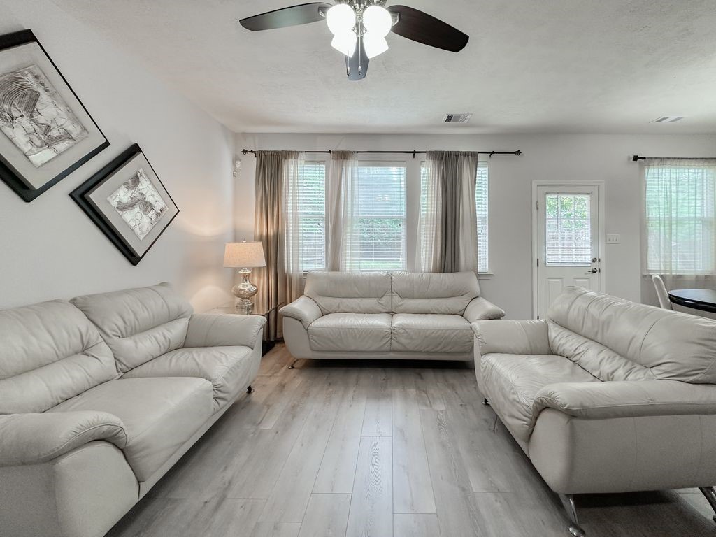 3 Fairlee Court Magnolia, TX 77354 - Photo 6 of 29