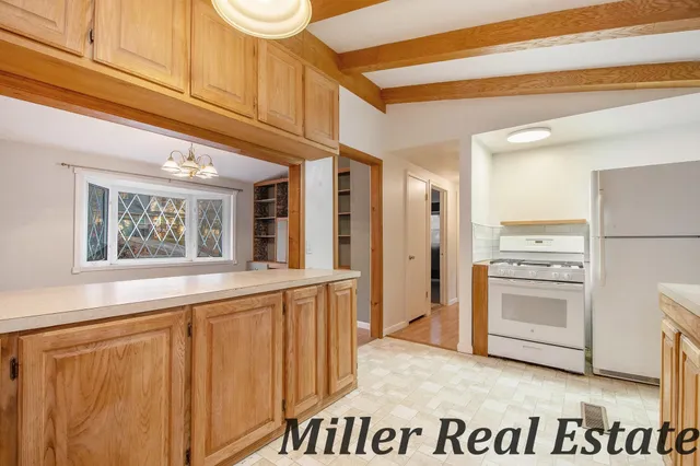 $229,900 | 926 North Washington Street, Lowell, MI 49331