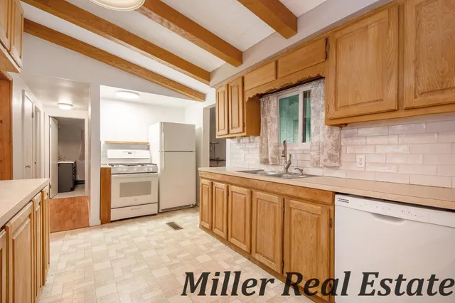 $229,900 | 926 North Washington Street, Lowell, MI 49331