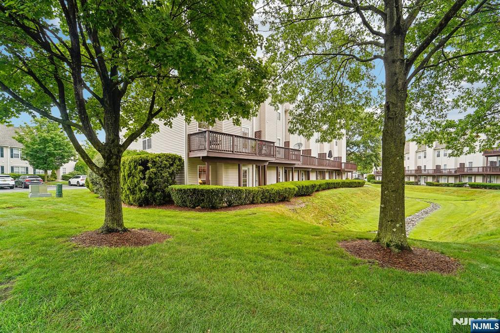 301 Cambridge Drive Butler, NJ 07405 - Photo 25 of 26