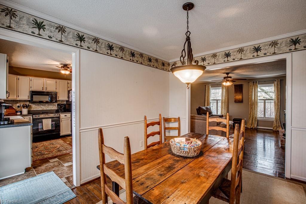 177 Hunters Ridge Road Winston-Salem, NC 27103 - Photo 6 of 44 Gallery Image 6