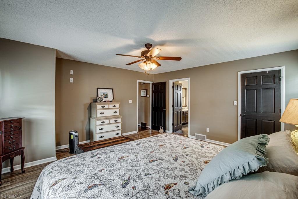 177 Hunters Ridge Road Winston-Salem, NC 27103 - Photo 9 of 44 Gallery Image 9