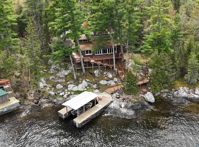 $539,000 | 12418 Rock Point Drive, Kabetogama, MN 56669