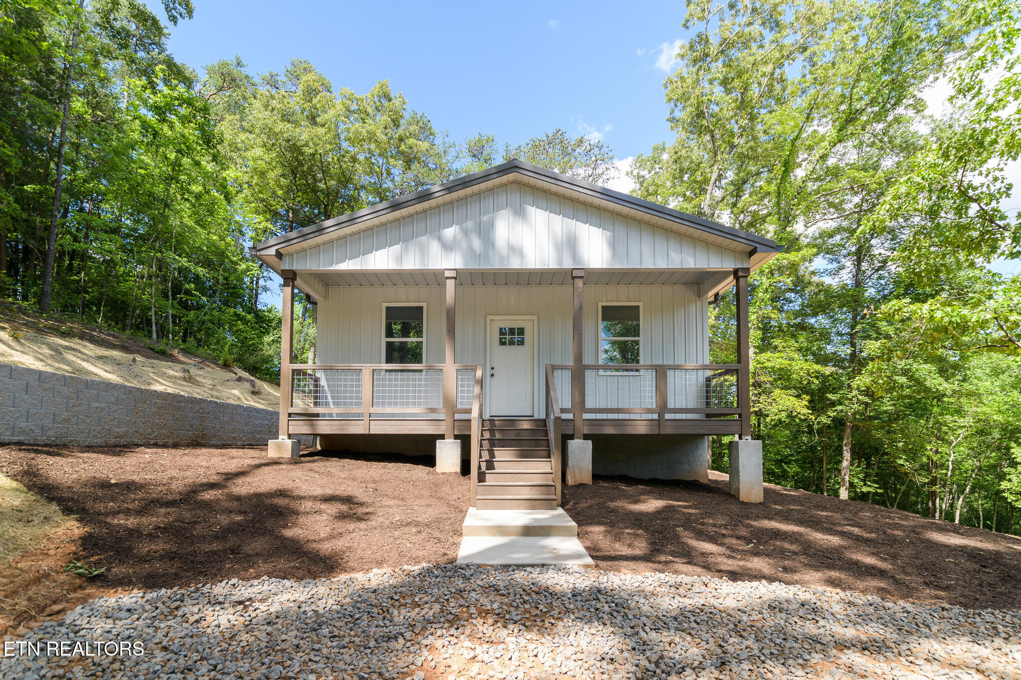 6917 4 Mile Road Maryville, TN 37803 - Photo 2 of 23 Front 2