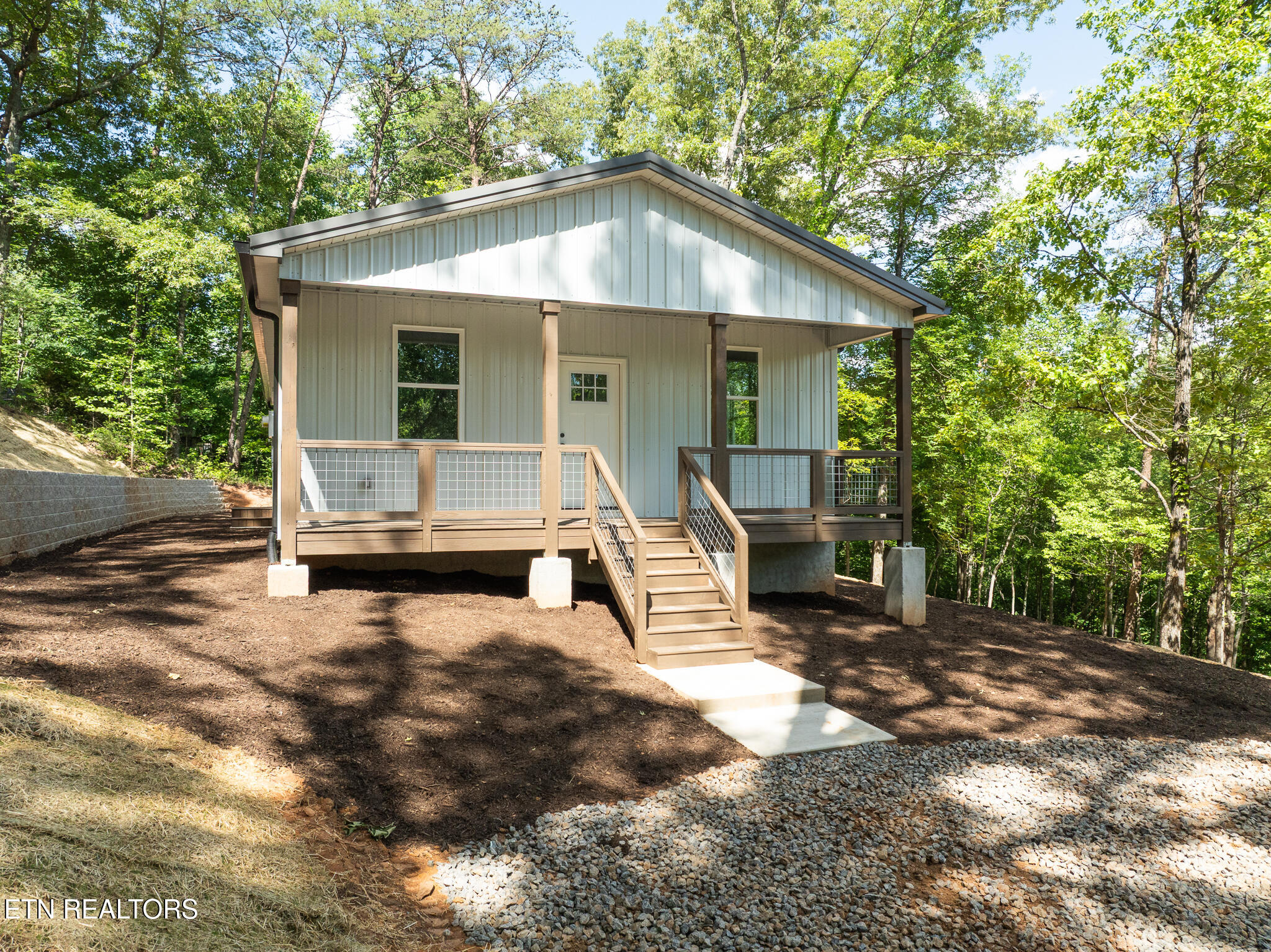 6917 4 Mile Road Maryville, TN 37803 - Photo 3 of 23 Front 3