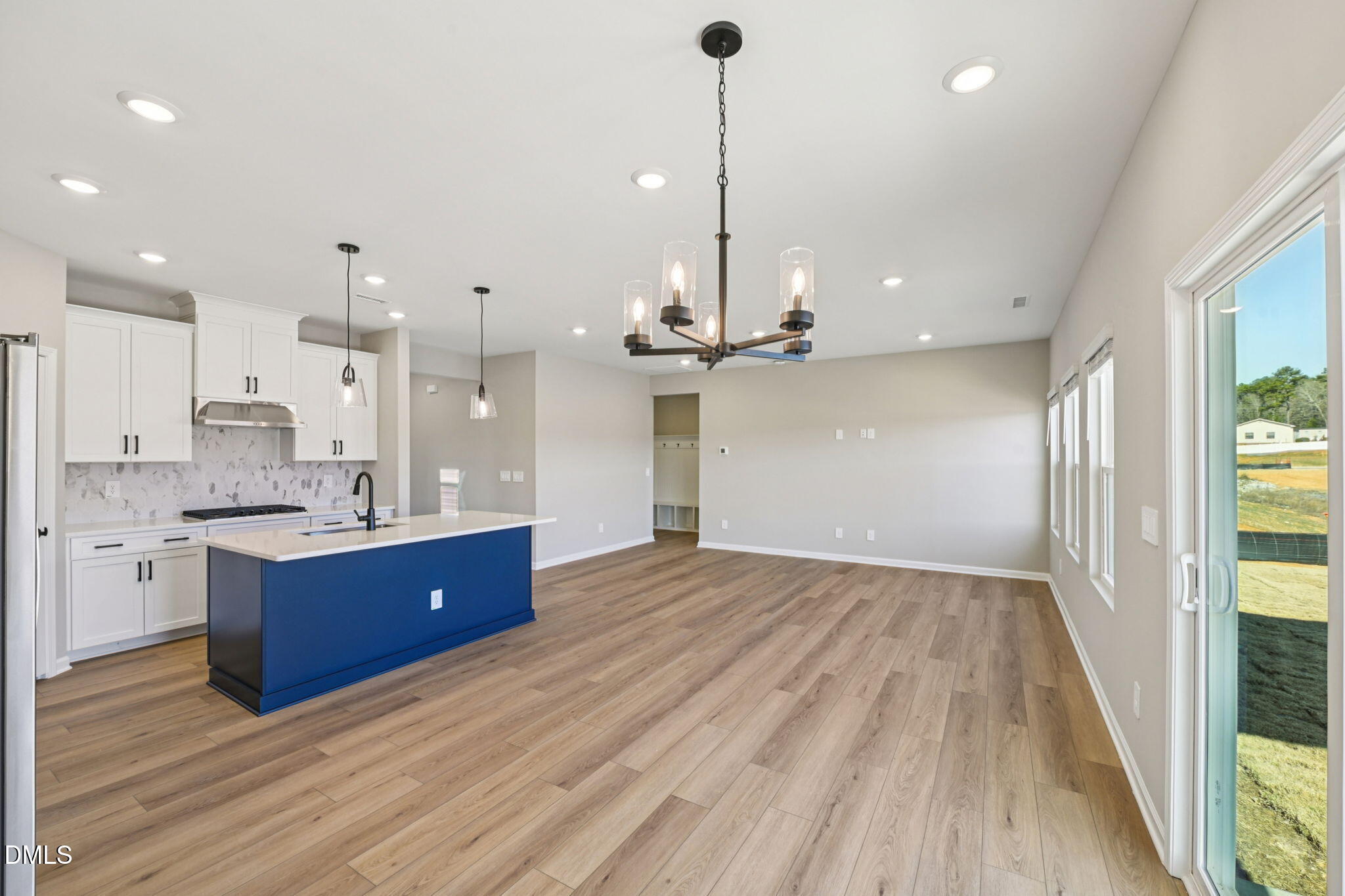 4012 Wesley Chapel Way Raleigh, NC 27616 - Photo 16 of 44 9 - Dining and Living