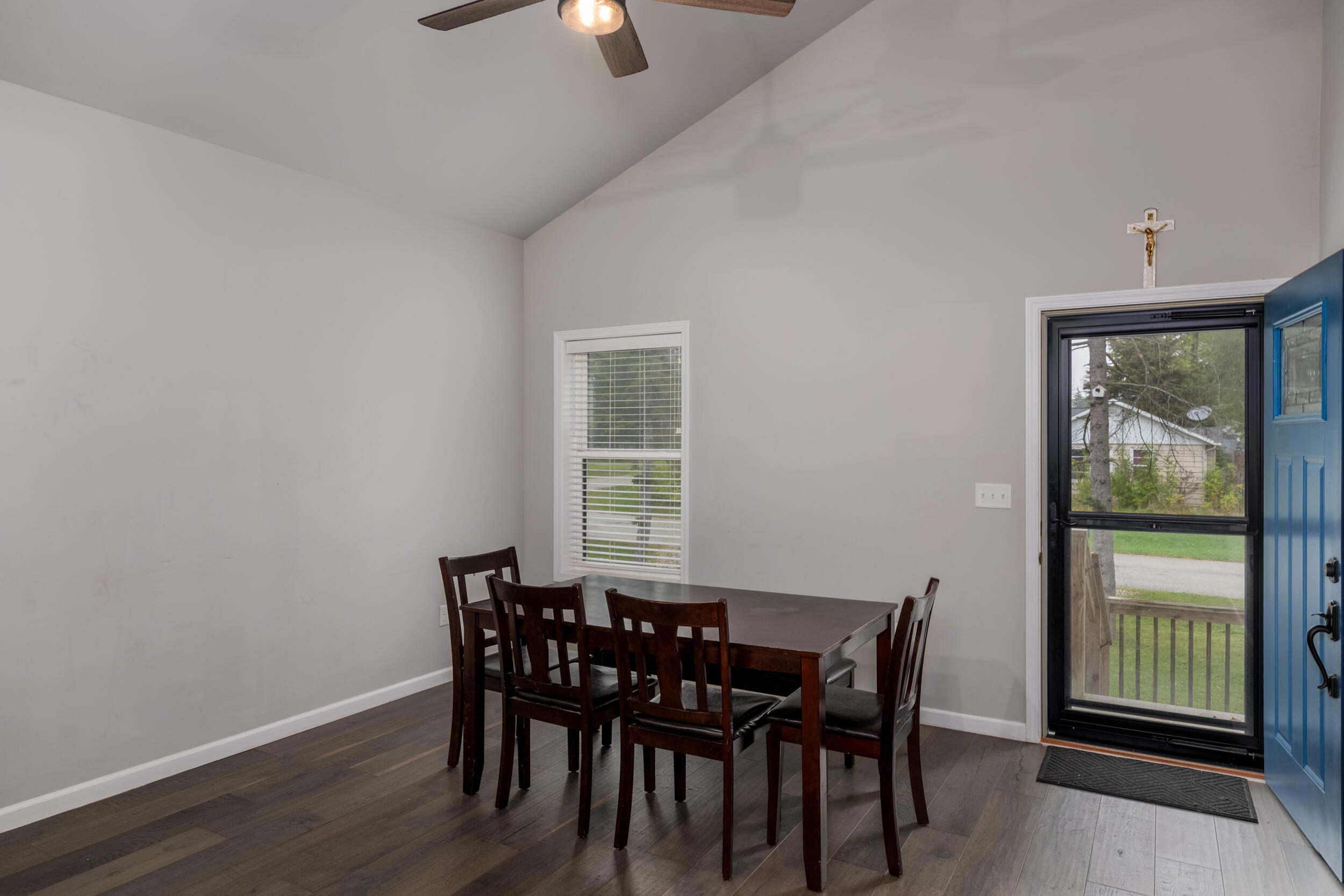 24423 66th Street Paddock Lake, WI 53168 - Photo 16 of 42 Dining Room