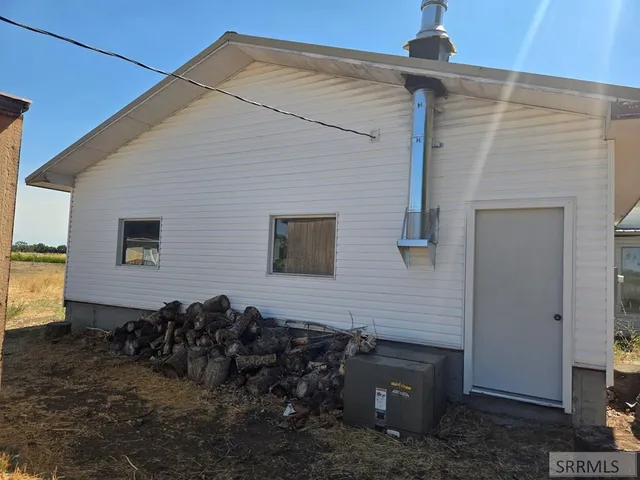 $405,000 | 371 North 1900 East, St. Anthony, ID 83445