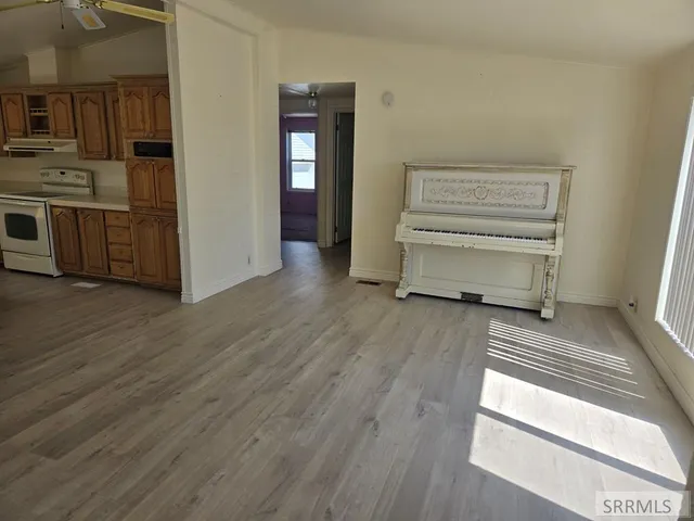 $405,000 | 371 North 1900 East, St. Anthony, ID 83445