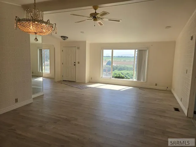 $405,000 | 371 North 1900 East, St. Anthony, ID 83445