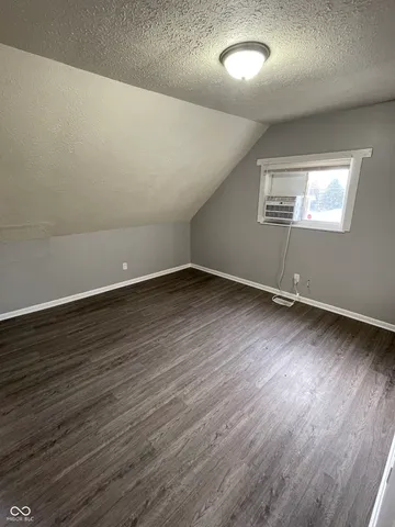 $699 | 1944 Unit D Shelby Street, Indianapolis, IN 46203