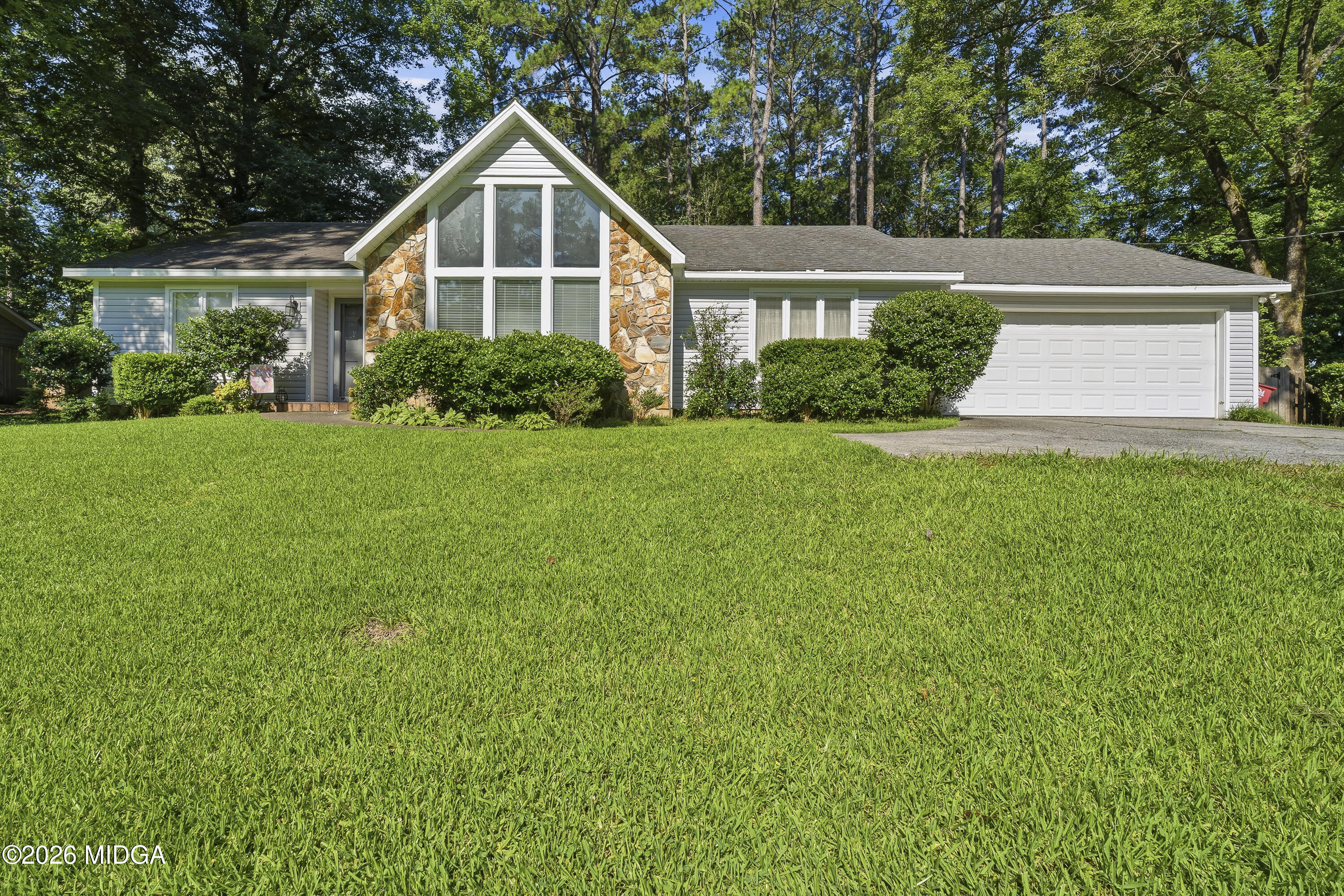 5194 Rivoli Dr-00206