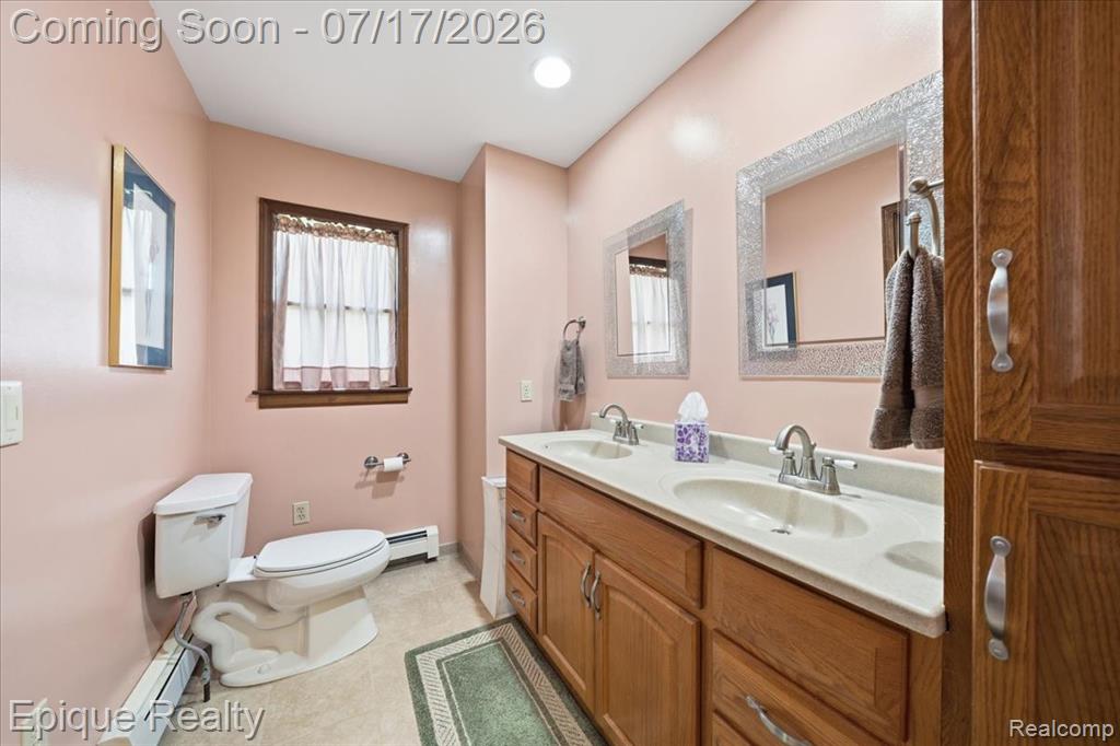 555 East Square Lake Road Troy, MI 48085 - Photo 22 of 48