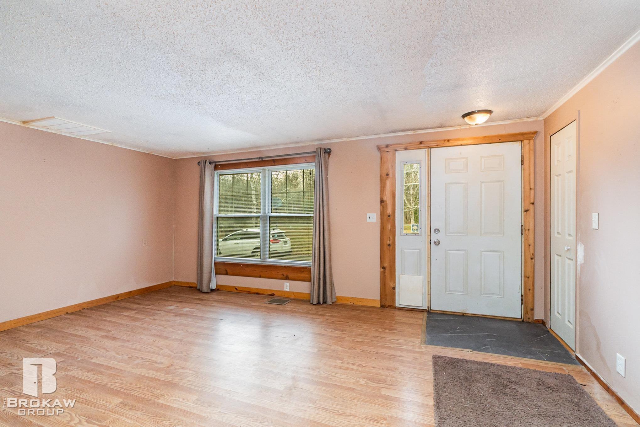 3080 Gary Road Montrose, MI 48457 - Photo 5 of 14