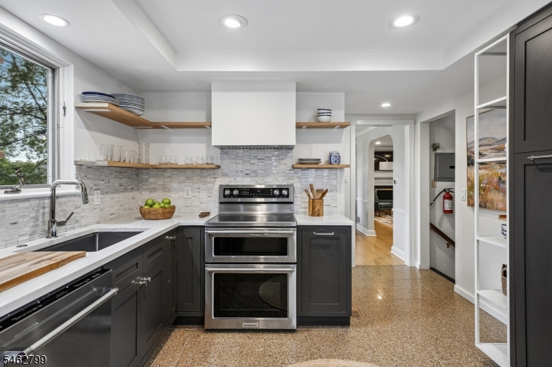 25 Silver Spring Road West Orange, NJ 07052 - Photo 10 of 31 Gallery Image 10