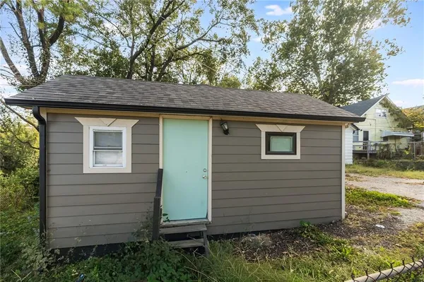 $160,000 | 8810 East Smart Avenue, Independence, MO 64053