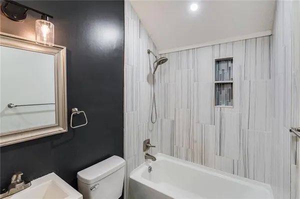 $160,000 | 8810 East Smart Avenue, Independence, MO 64053