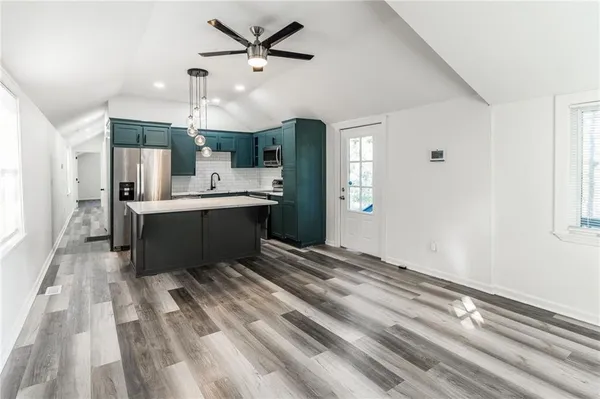 $160,000 | 8810 East Smart Avenue, Independence, MO 64053