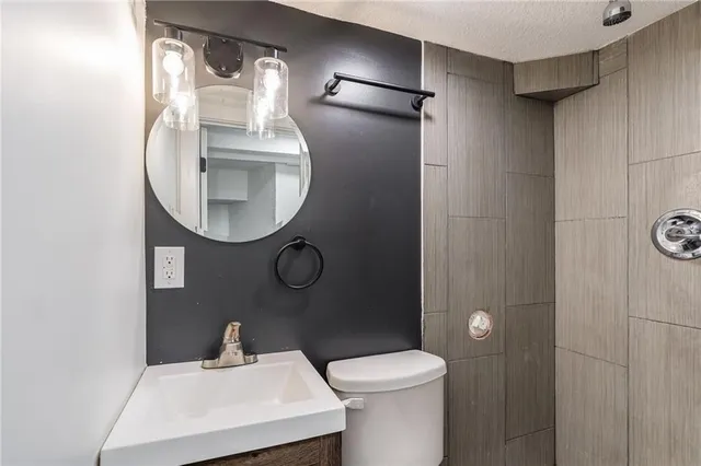 $250,000 | 8810 East Smart Avenue, Independence, MO 64053