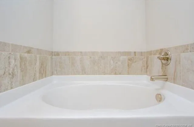 $1,900 | 425 Sedgemoor Road, Fayetteville, NC 28311