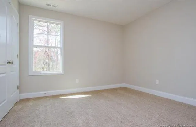 $1,900 | 425 Sedgemoor Road, Fayetteville, NC 28311