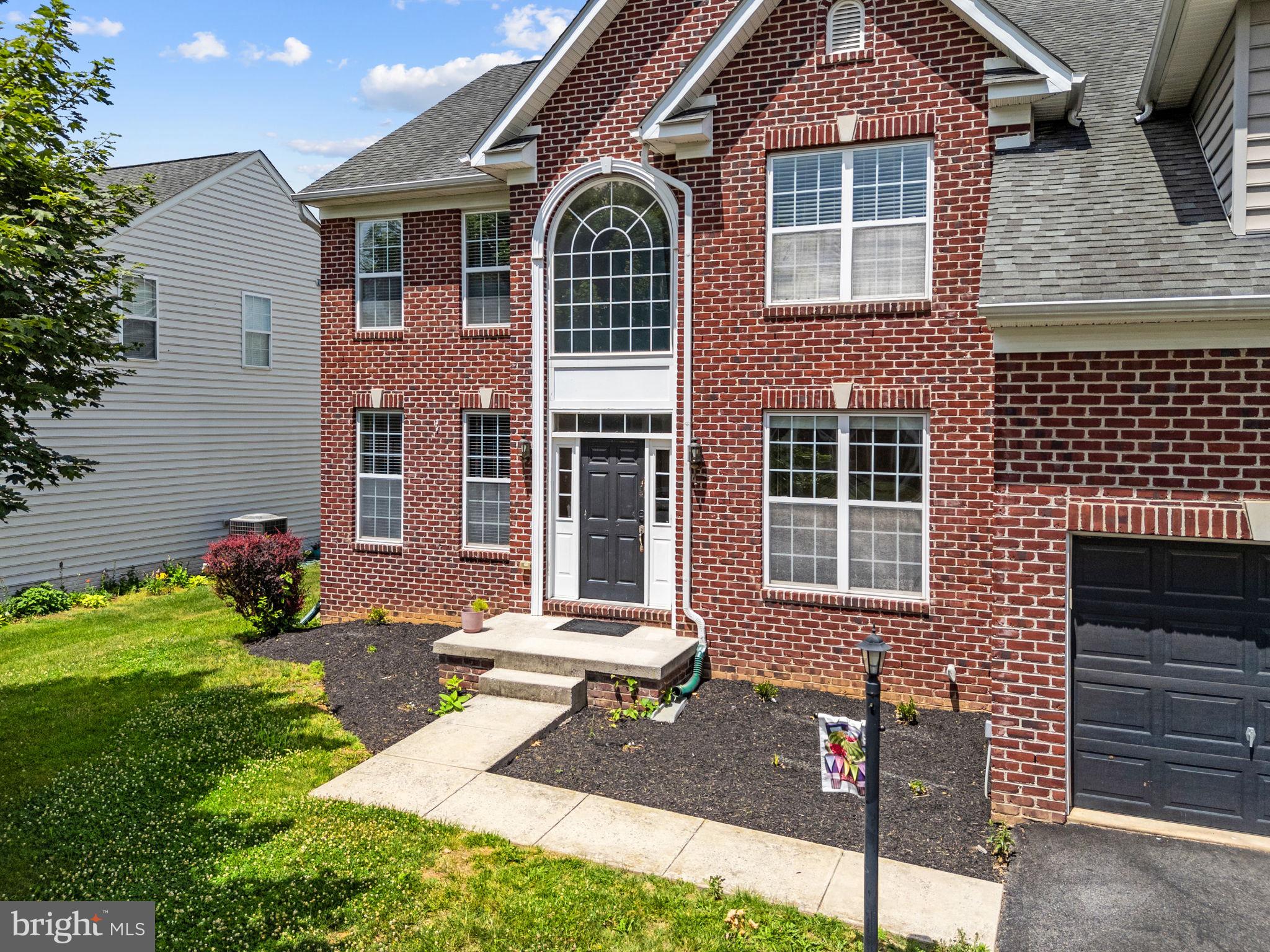 73 Thorton Hall Road Kearneysville, WV 25430 - Photo 14 of 121