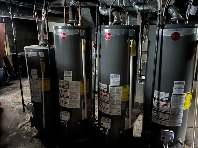 $289,900 | 386 Ridgeway Avenue, Rochester, NY 14615