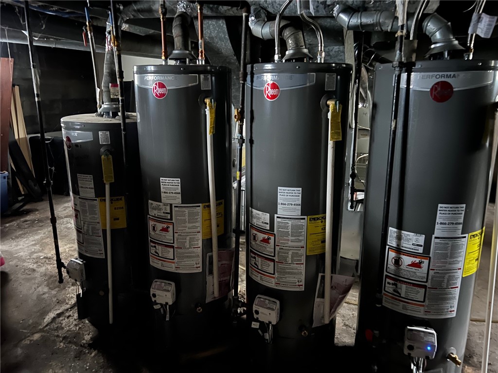 386 Ridgeway Avenue Rochester, NY 14615 - Photo 16 of 21