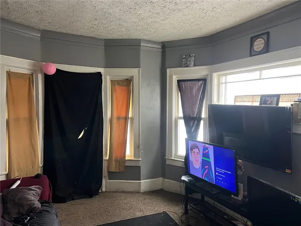 $289,900 | 386 Ridgeway Avenue, Rochester, NY 14615