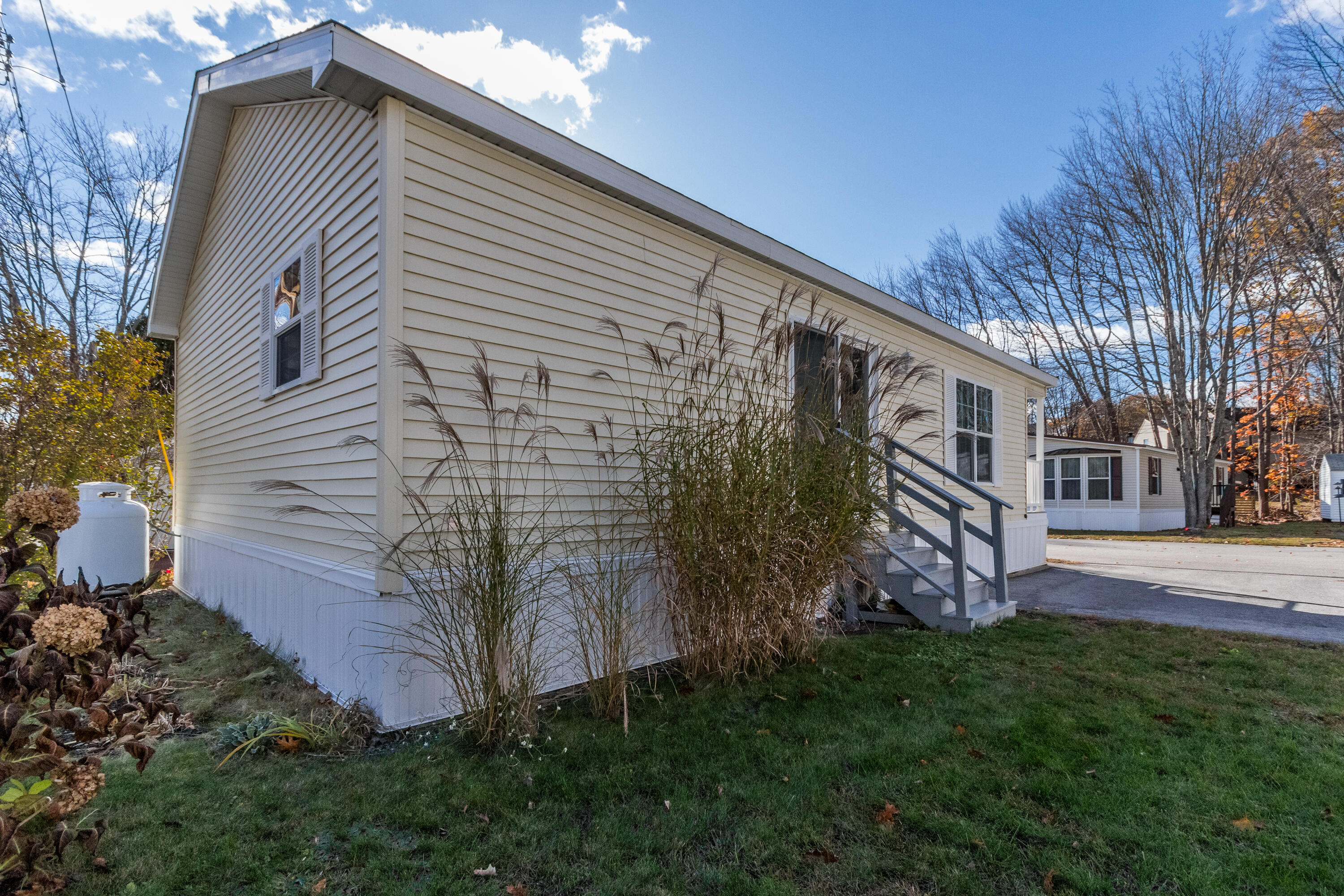 86 Ritzcraft Street Scarborough, ME 04074 - Photo 5 of 28 20231108SL-71069