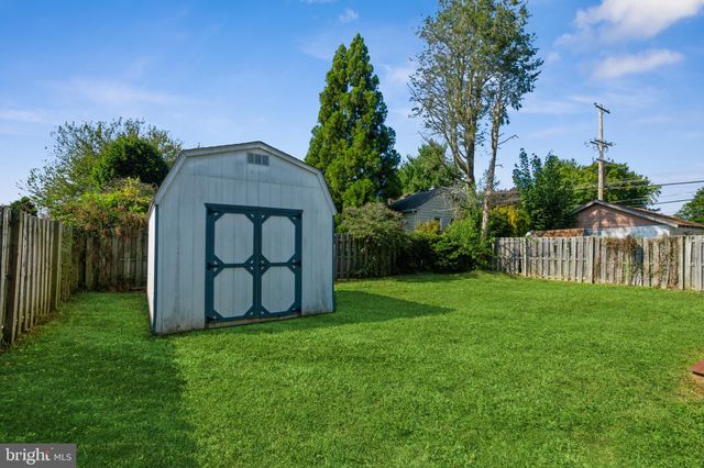 $320,000 | 706 Blakeley Road, Wallingford, PA 19086