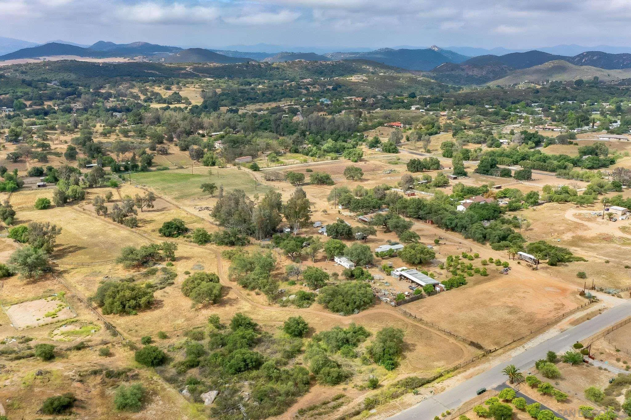 19101 Los Hermanos Ranch Road Valley Center, CA 92082 - Photo 4 of 51 Gallery Image 4