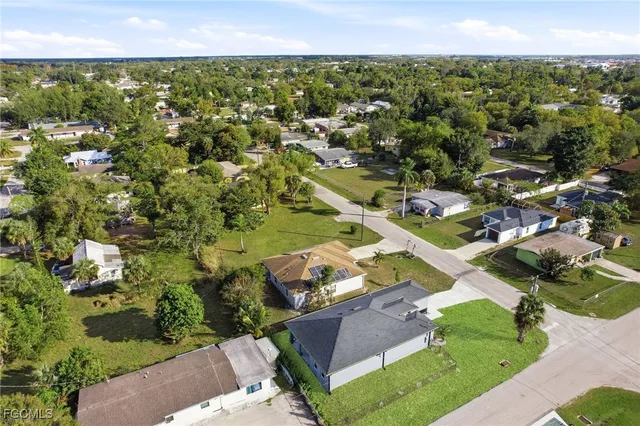 $359,900 | 3701 Madison Avenue, Fort Myers, FL 33916