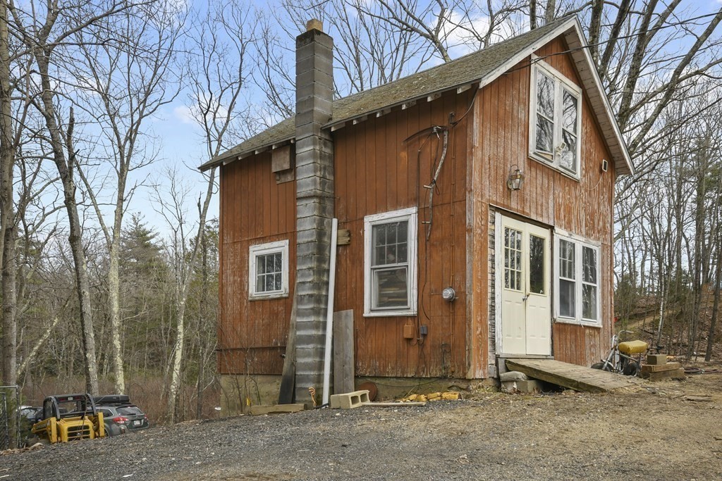 296 Fitchburg State Road Ashby, MA 01431 - Photo 27 of 31